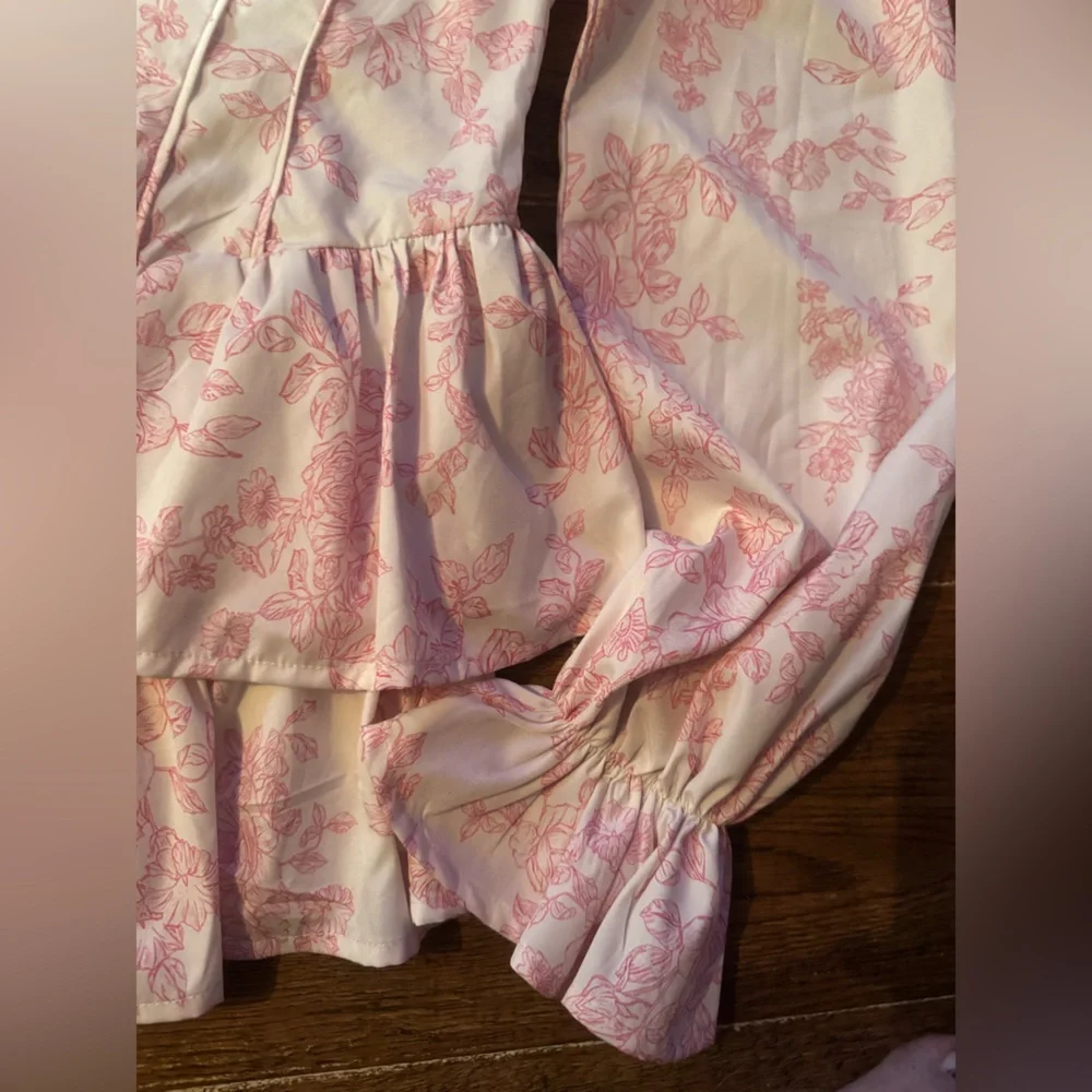 Romper gorgeous pink & white long sleeve S